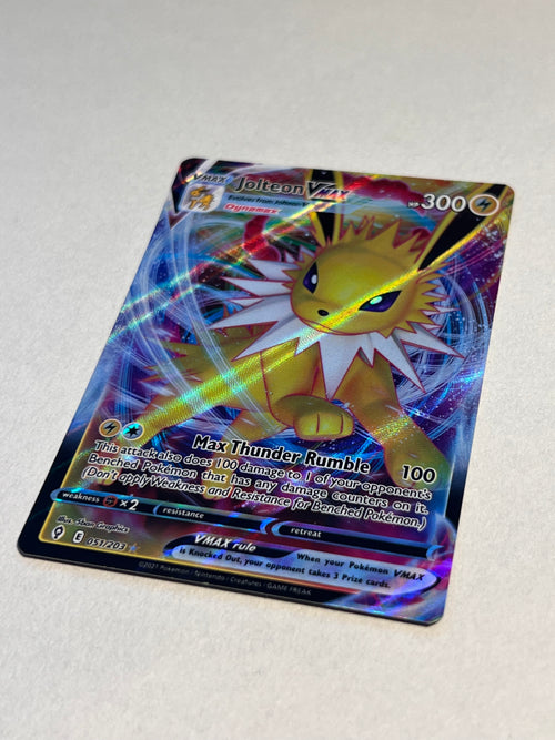 Jolteon VMAX 051/203 – Evolving Skies