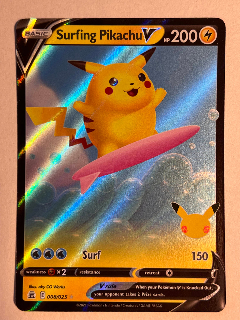 Surfing Pikachu V 008/025 – Celebrations